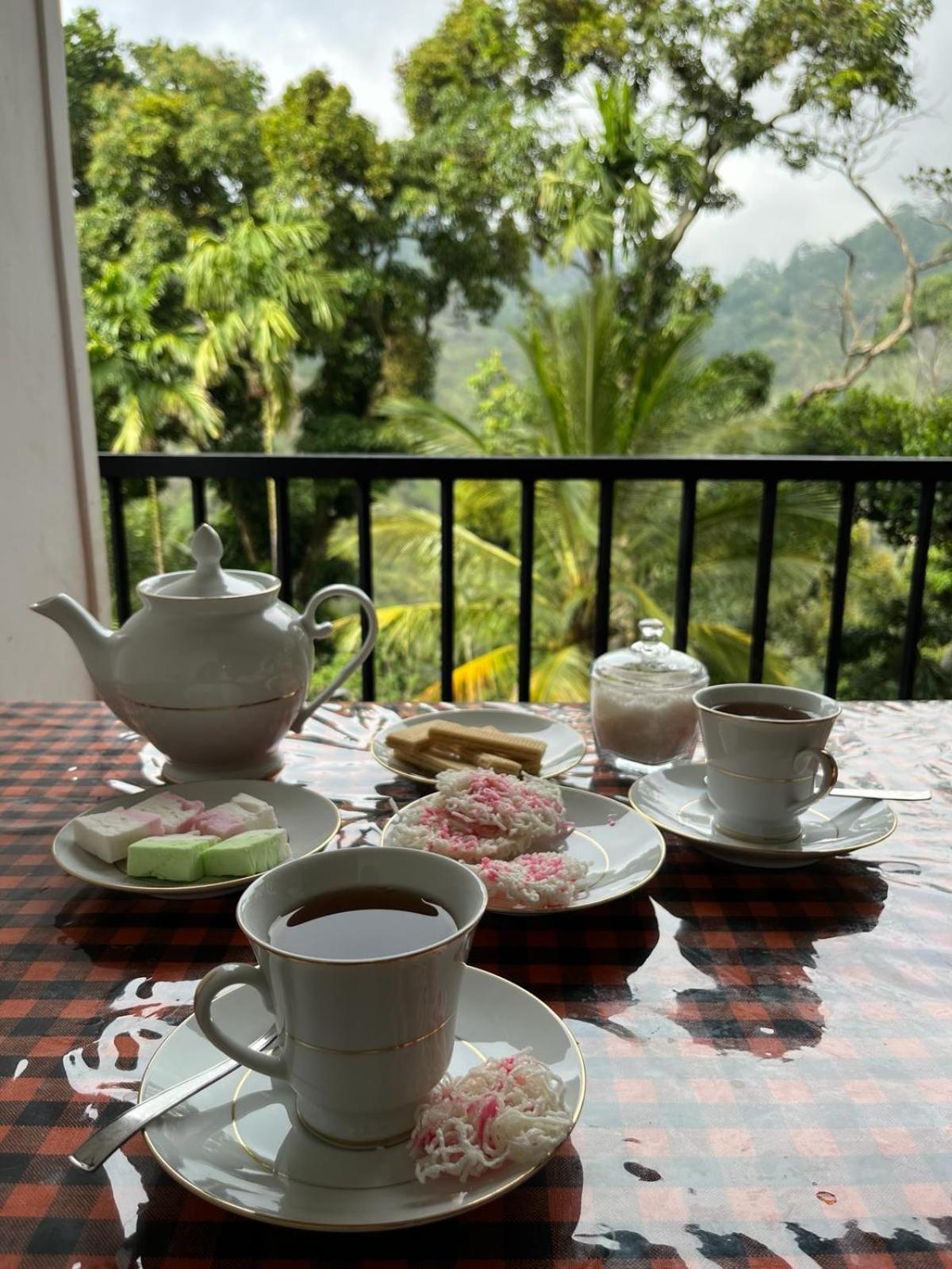 Forest Rawana Homestay Ella Esterno foto