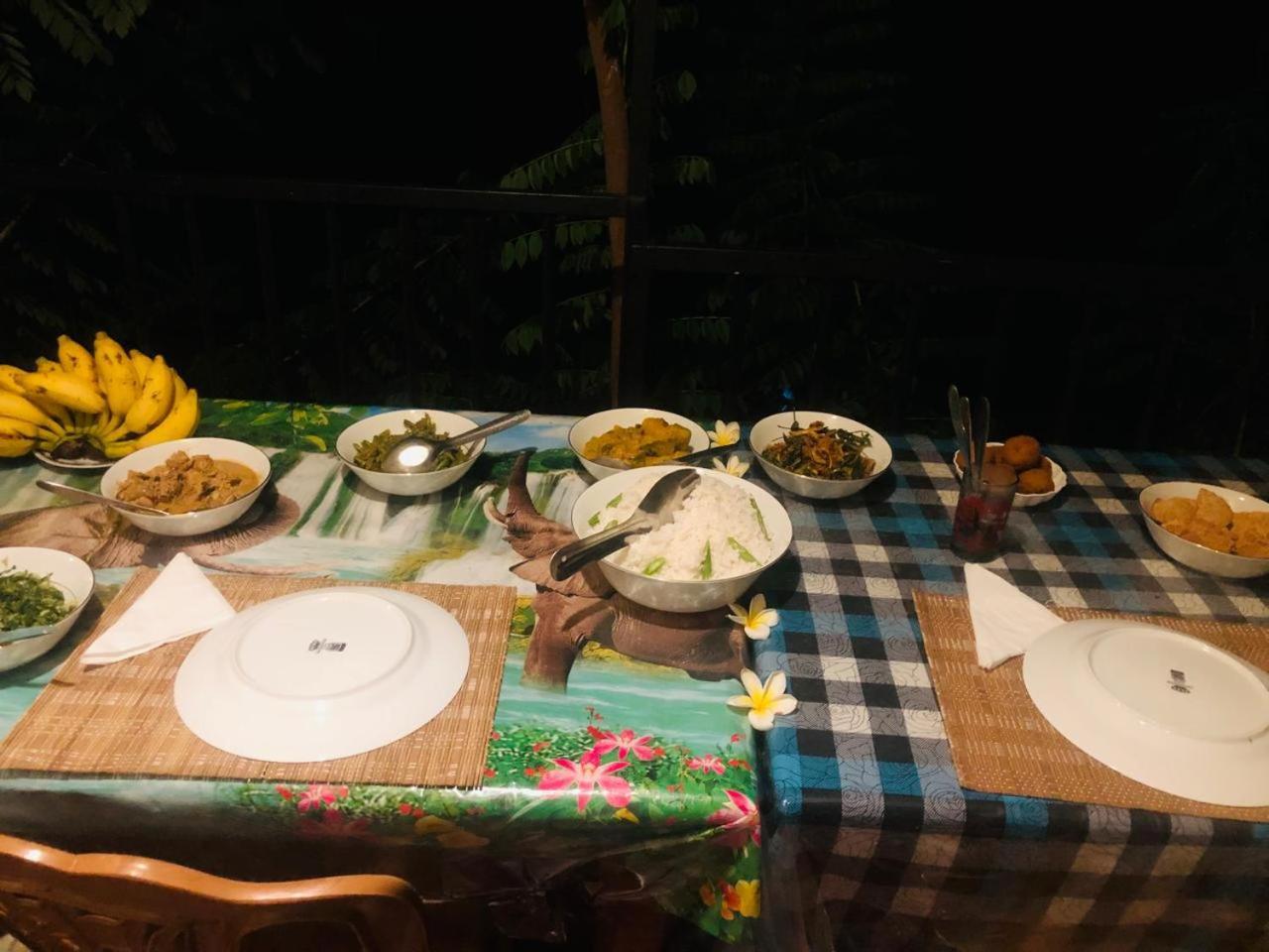 Forest Rawana Homestay Ella Esterno foto